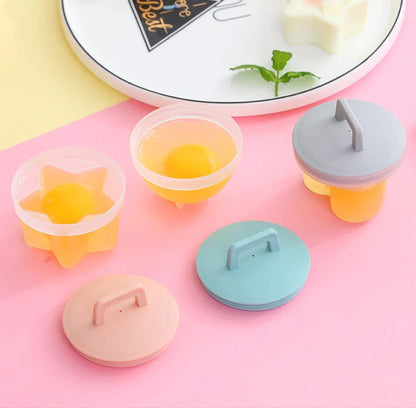 4-Piece Egg Steamer and Frying Mold Set – Cute Breakfast Moulds with Lids and Brush